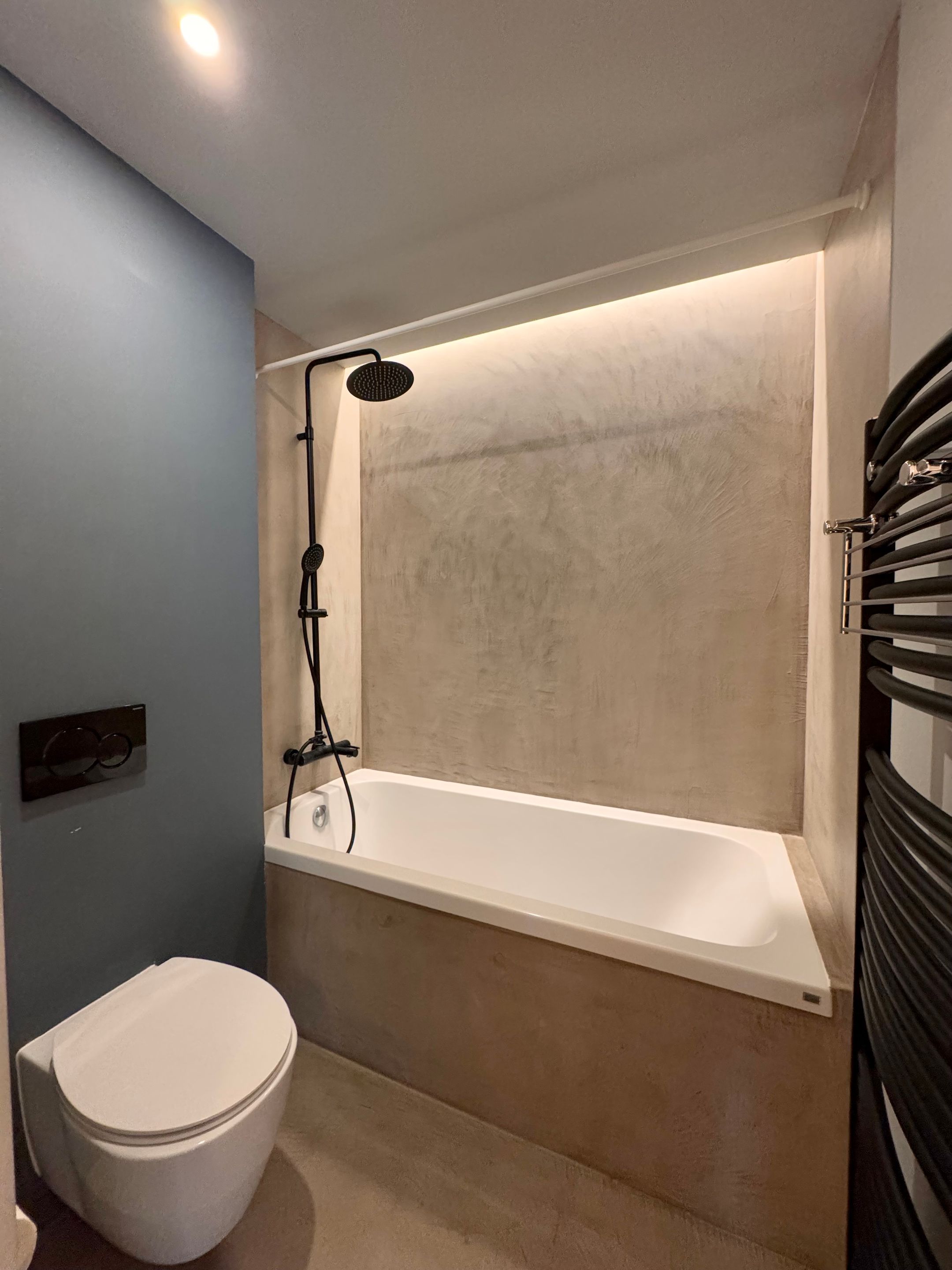 Foto 15 van Jekerstraat 21-A03