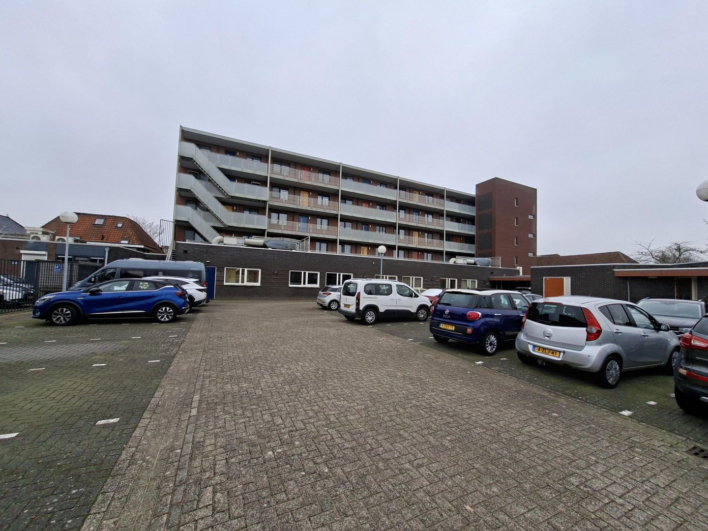 View photo 5 of Schutstraat 74