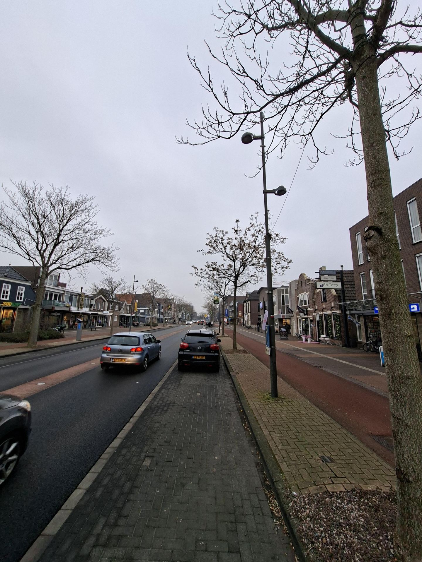 View photo 2 of Schutstraat 74