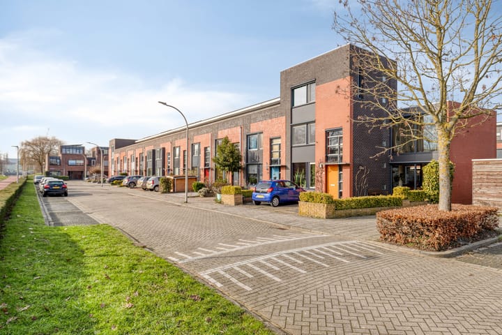 Foto 4 van Pompmakerstraat 10