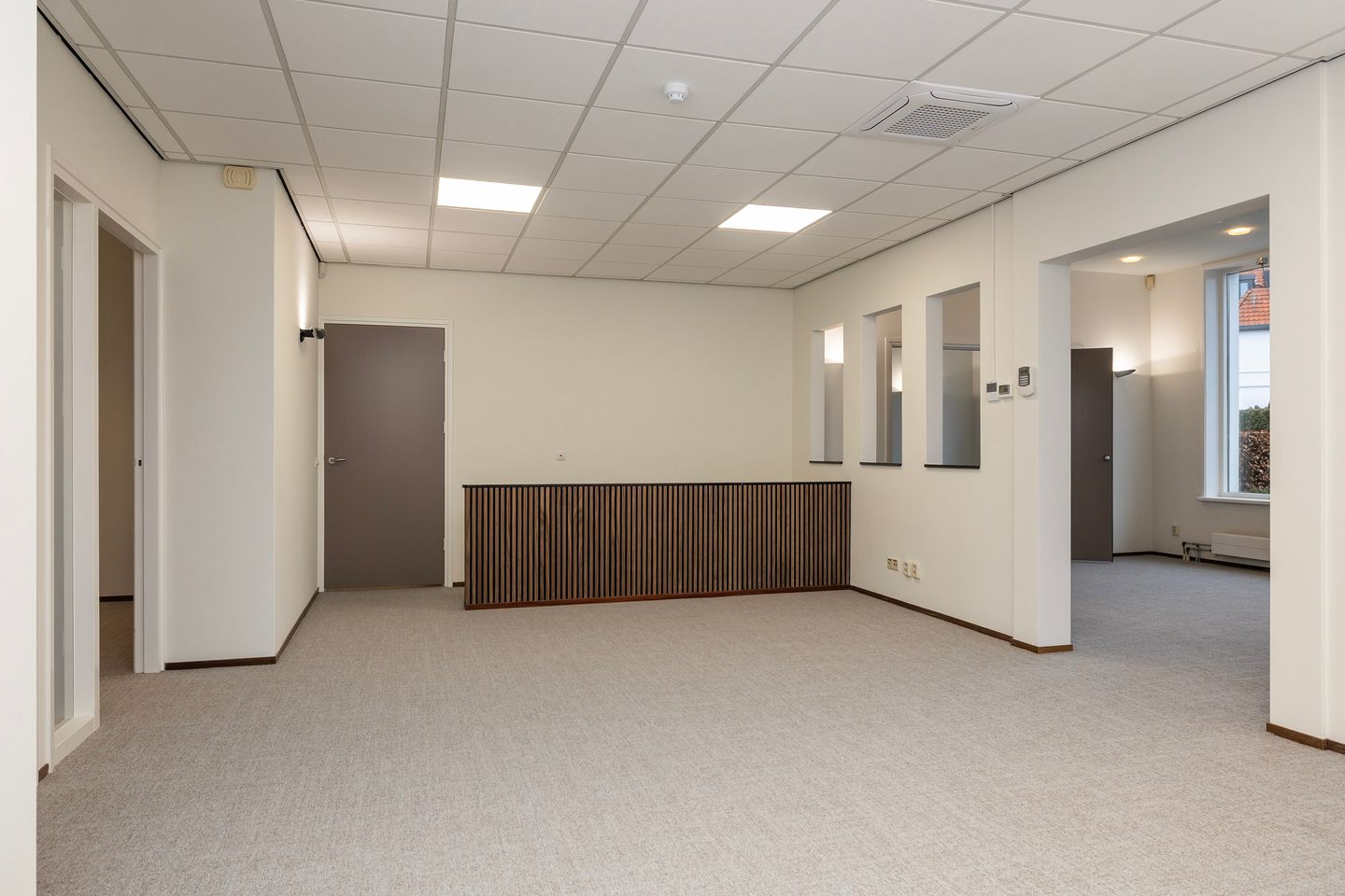 Bekijk foto 4 van Eemnesserweg 55