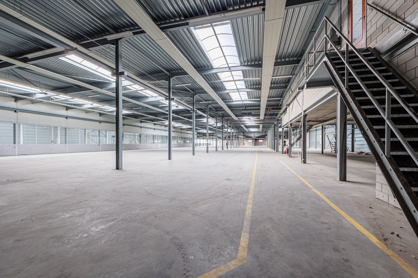 Bekijk foto 5 van Maasheseweg 77