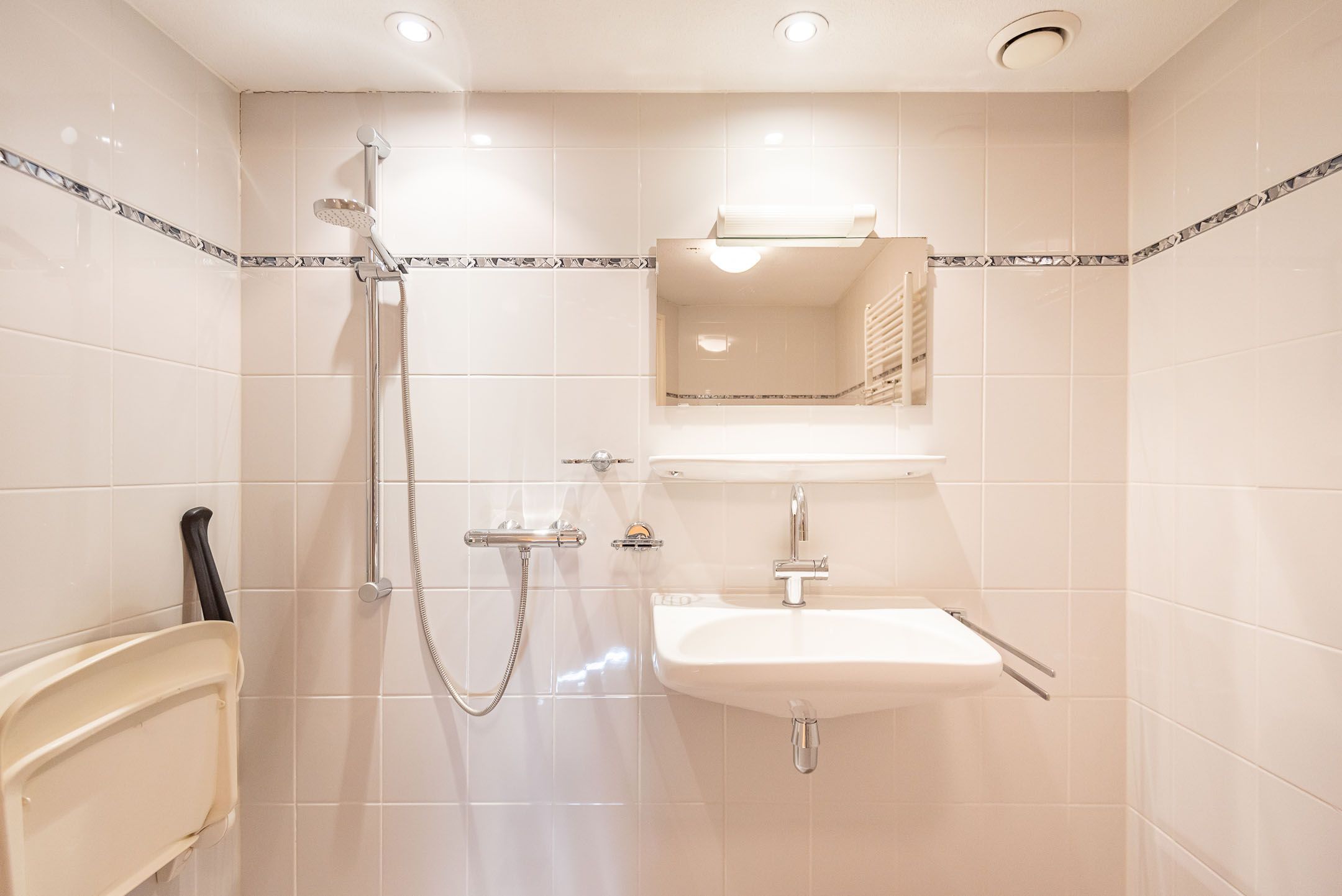 Photo 18 of Roggestraat 16-A