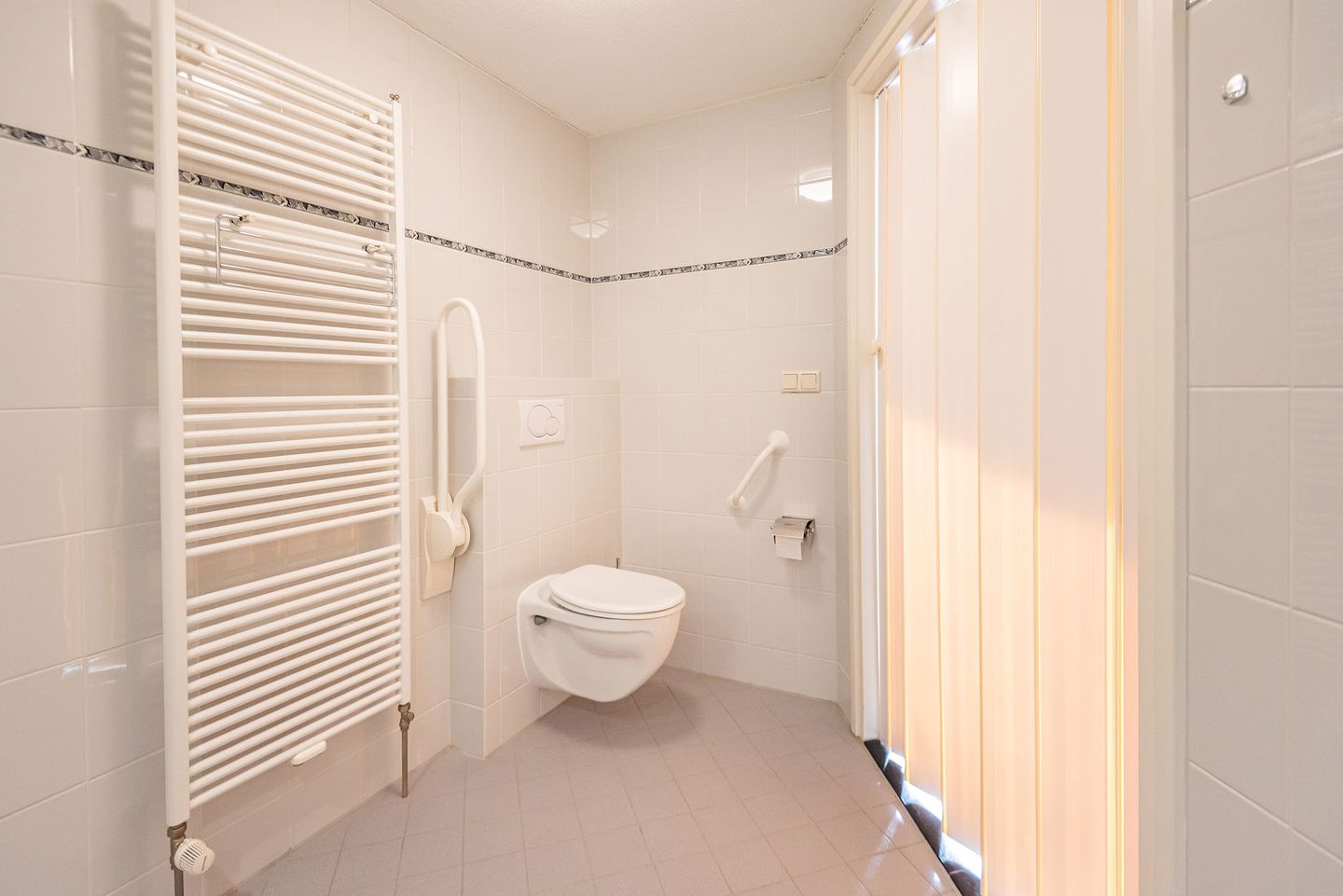 Photo 19 of Roggestraat 16-A