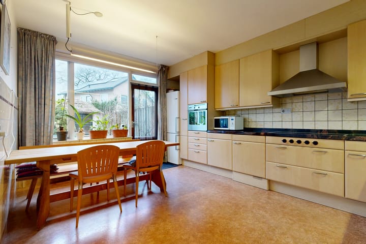 Graaf Dirk II laan 14