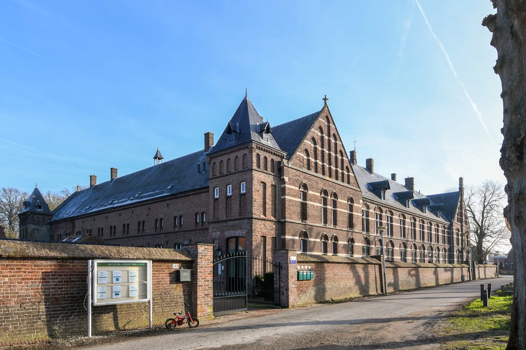 Photo 2 of Schoolweg 146-A