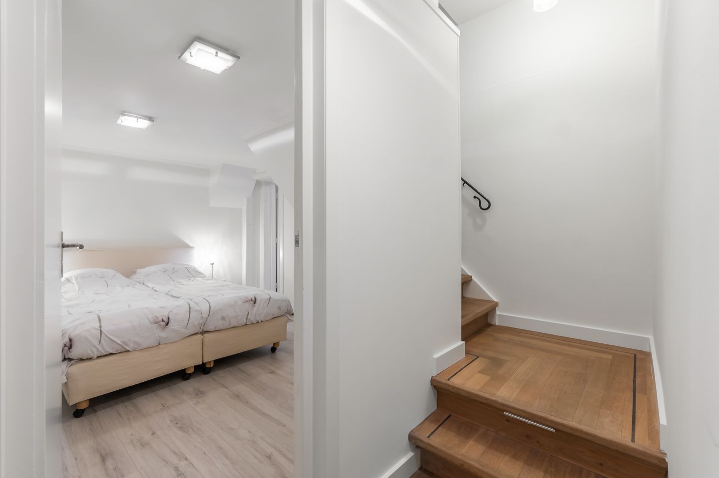 Foto 49 van Frederik Hendriklaan 37