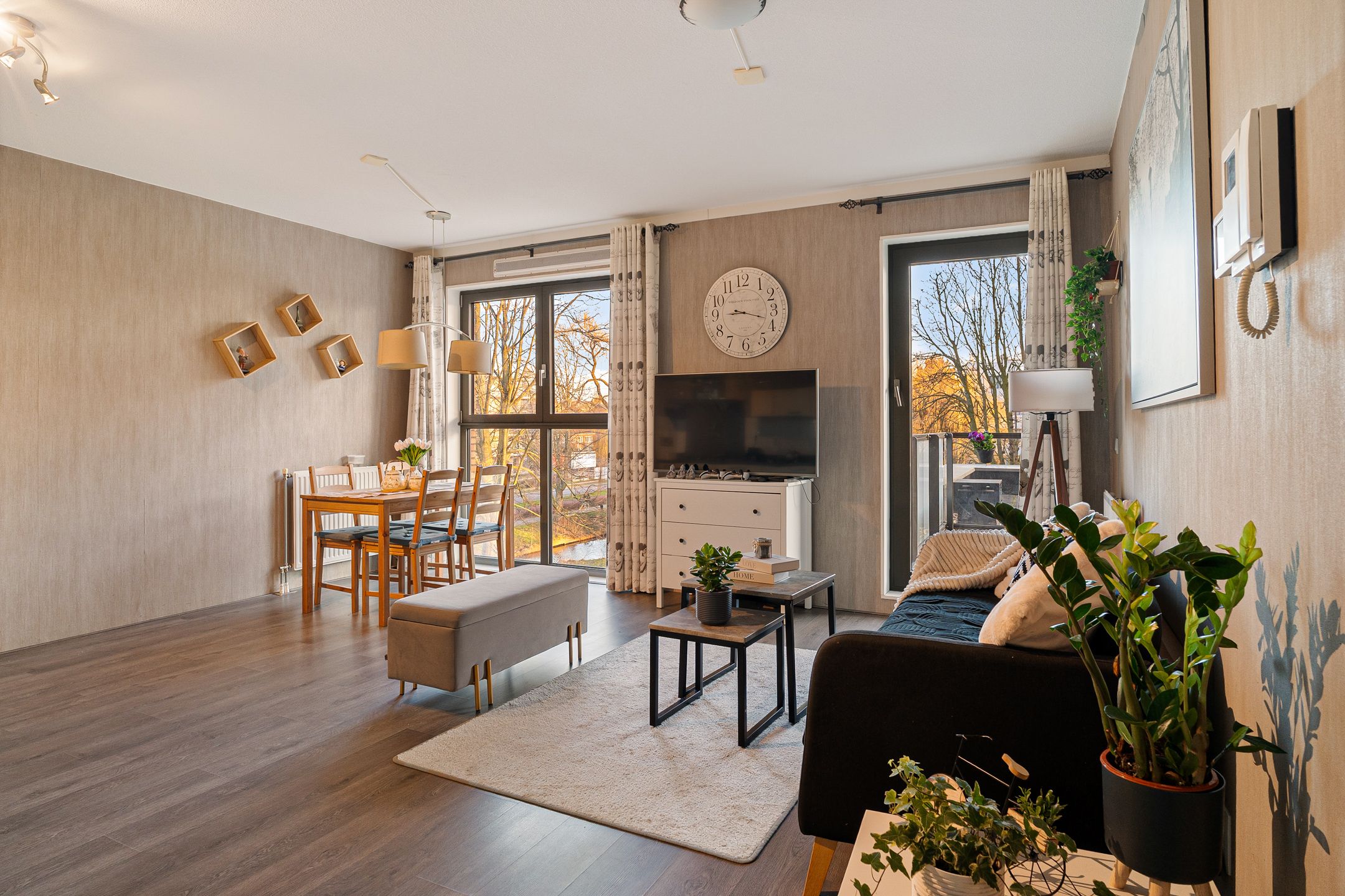 Foto 9 van Sir Winston Churchillln 275-F021