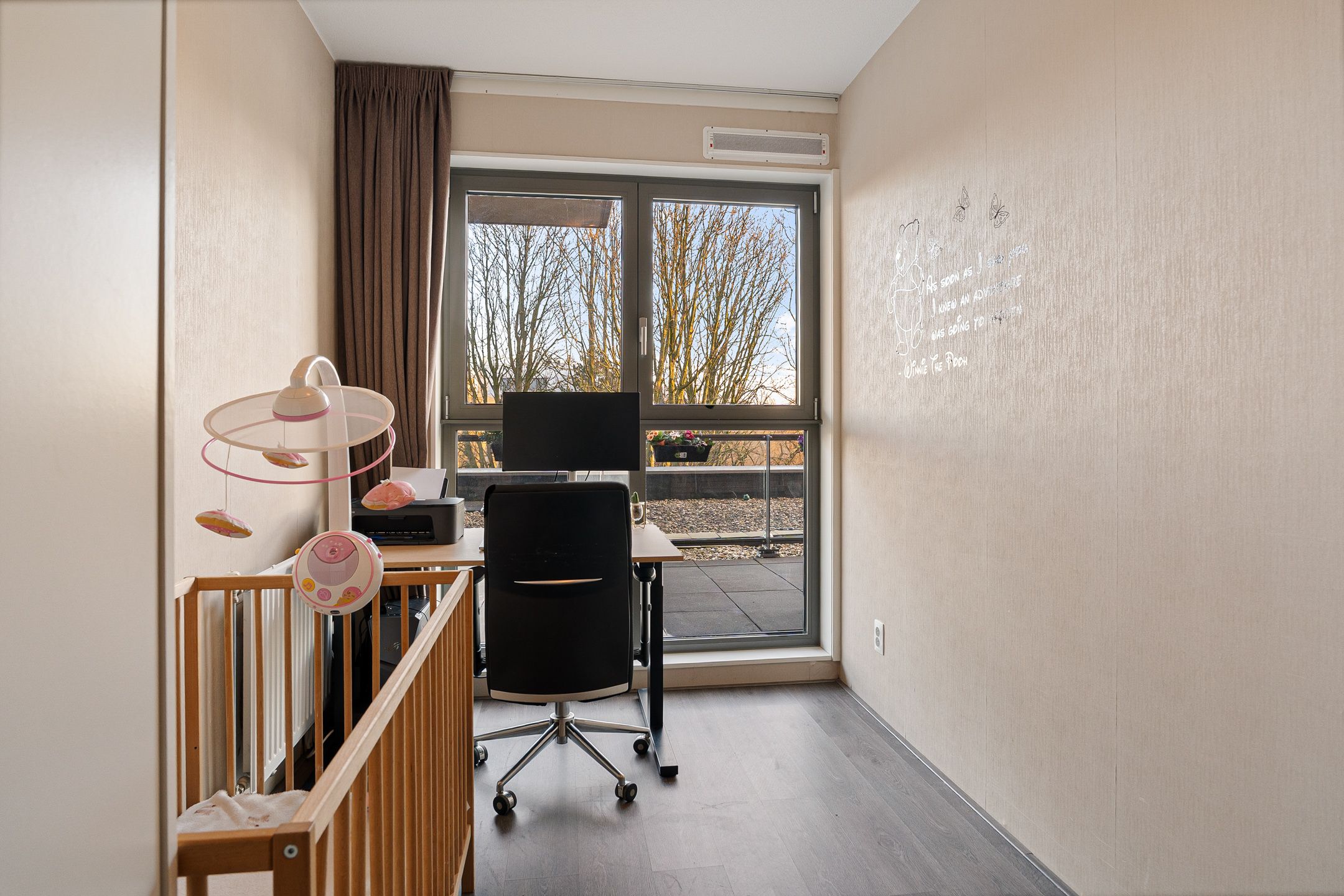 Foto 21 van Sir Winston Churchillln 275-F021