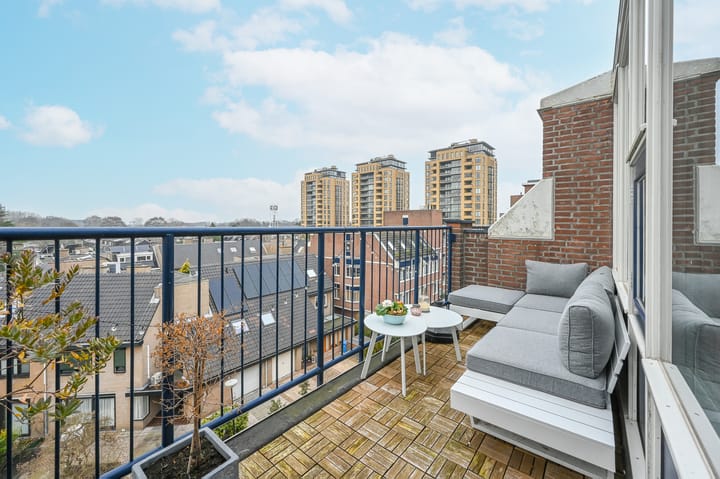 Foto 11 van Marshallplein 137