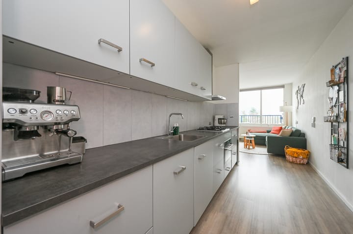 Foto 14 van Marshallplein 137