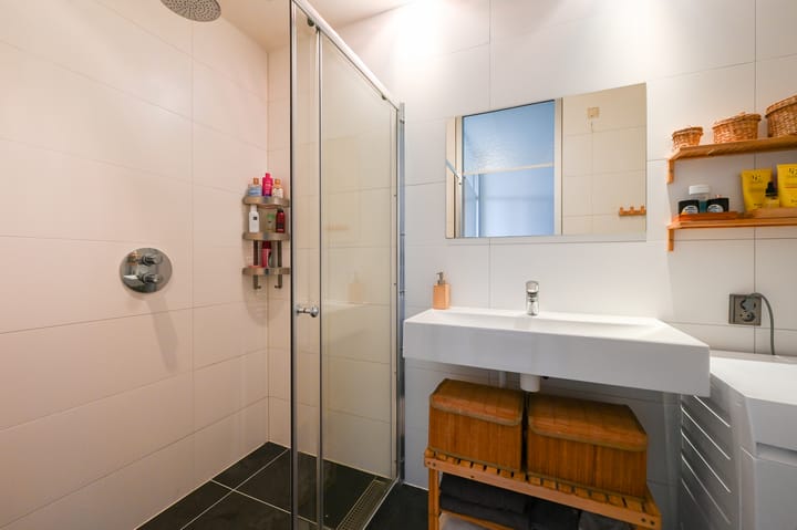 Foto 22 van Marshallplein 137