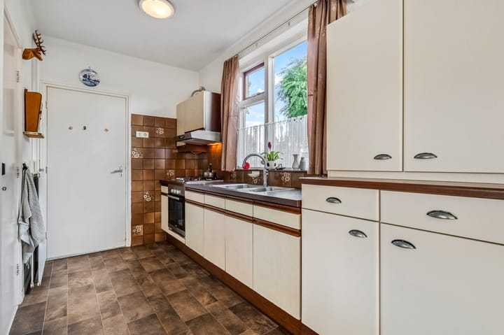 Hoekwoning te koop: Ieplaan 12, Lunteren
