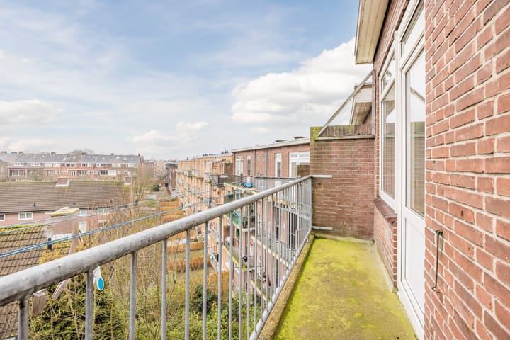 Photo 6 of Frans Bekkerstraat 139-D