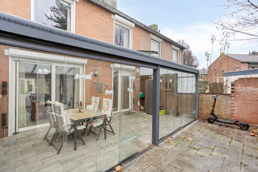 Foto 2 van Kasteel Geijsterenstraat 36