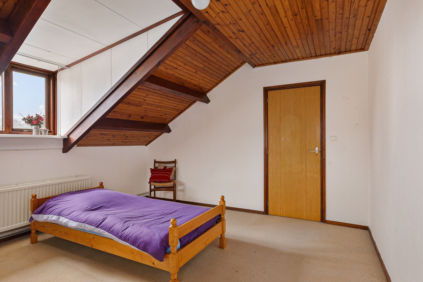 Photo 25 of Burmanialân 1