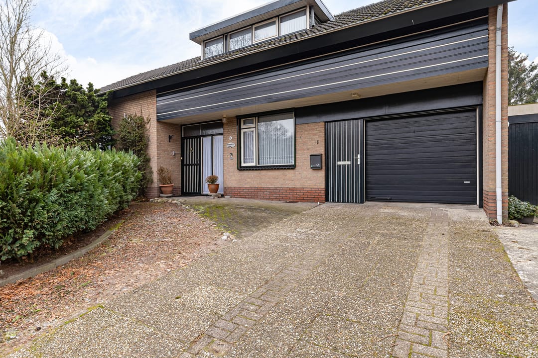 Photo 52 of Burmanialân 1