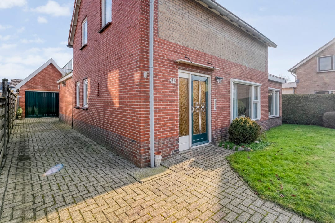 Foto 11 van Friesendorpstraat 42