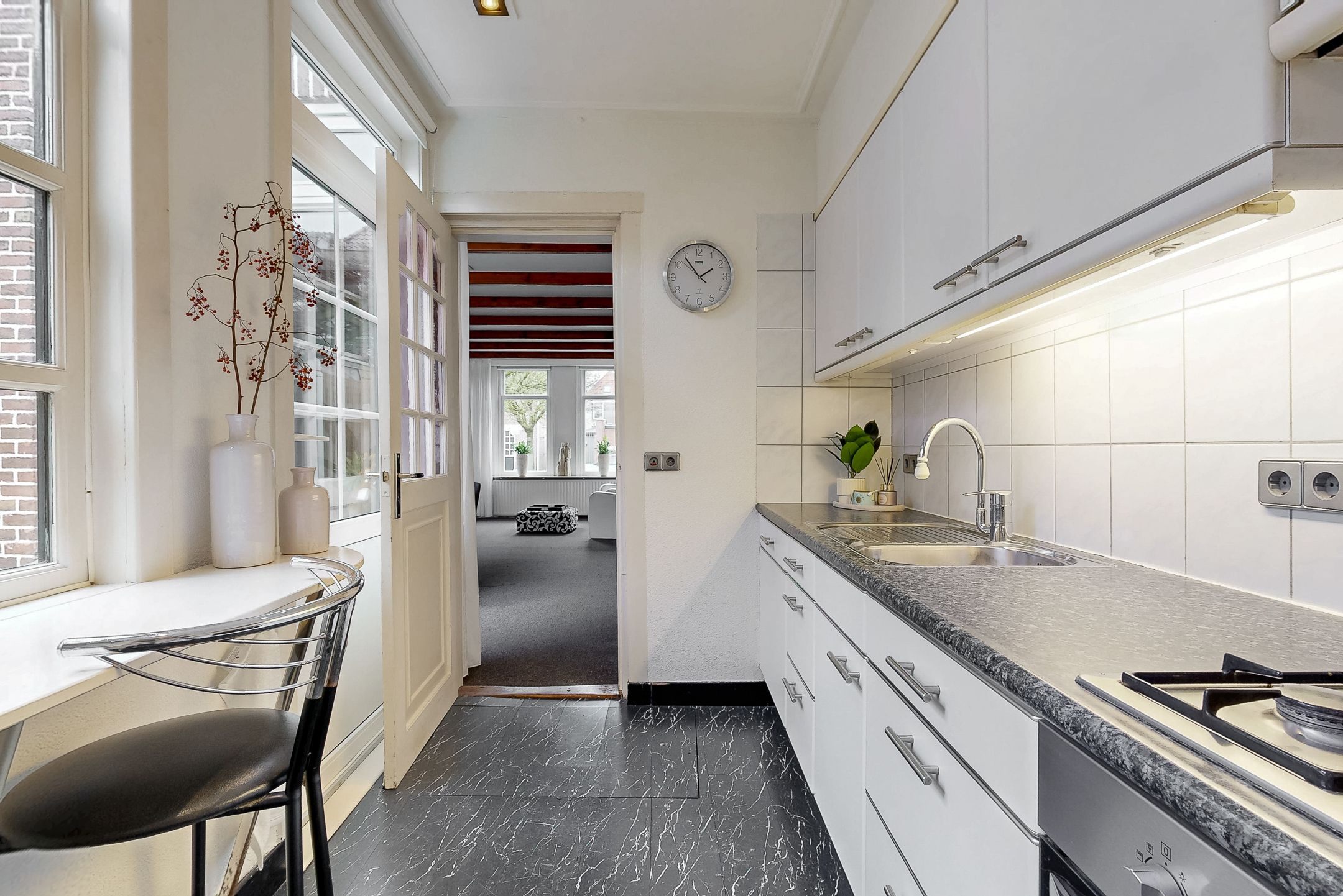 Photo 3 of van Houweningepark 10