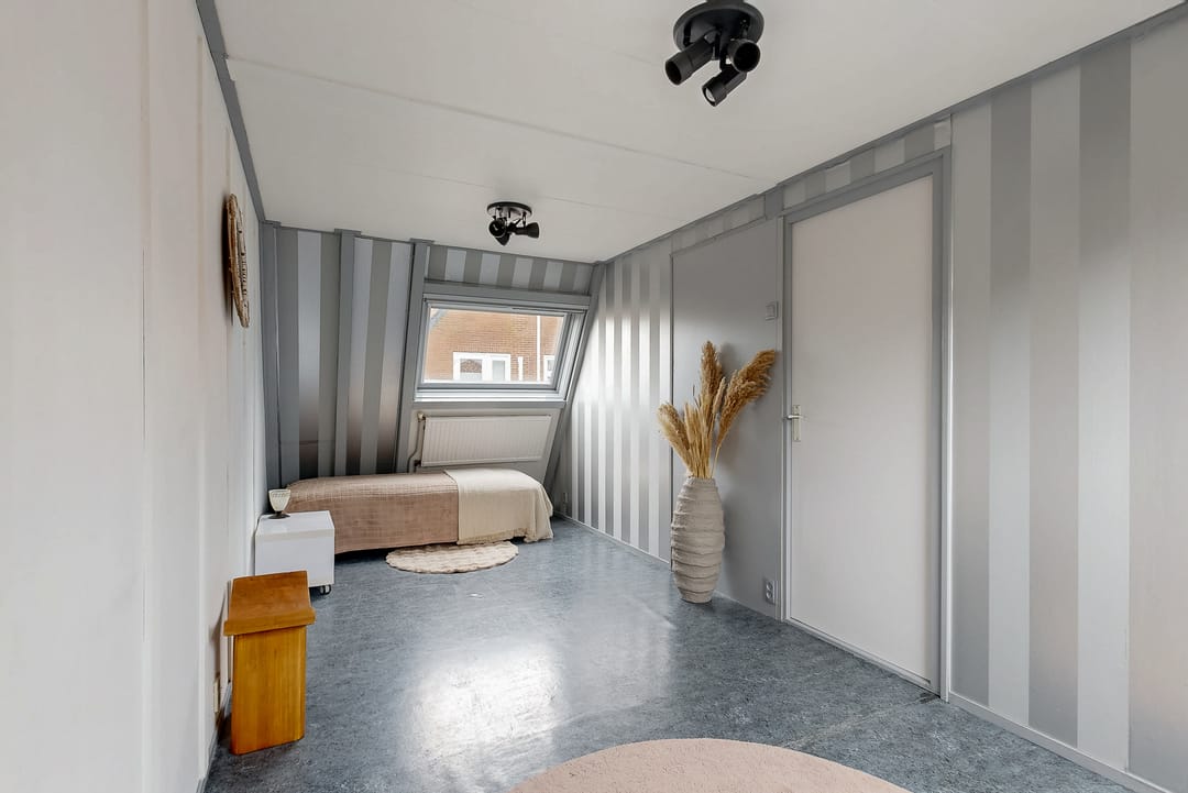 Photo 22 of van Houweningepark 10