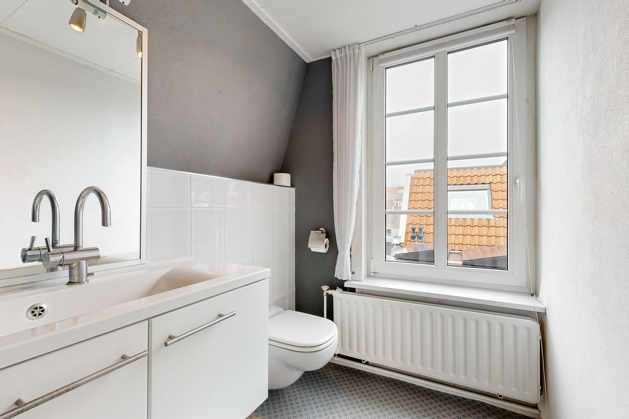 Photo 24 of van Houweningepark 10