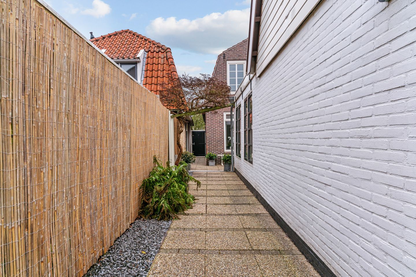 Photo 35 of van Houweningepark 10