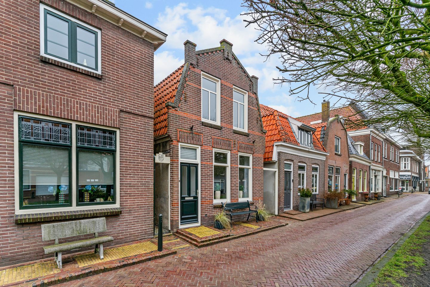 Photo 40 of van Houweningepark 10