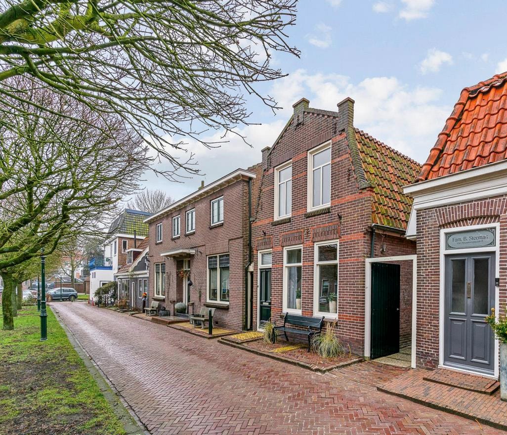 Photo 41 of van Houweningepark 10