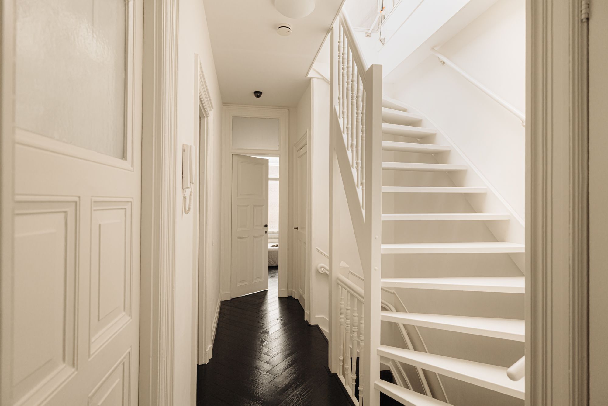 Foto 39 van Van Baerlestraat 59-2