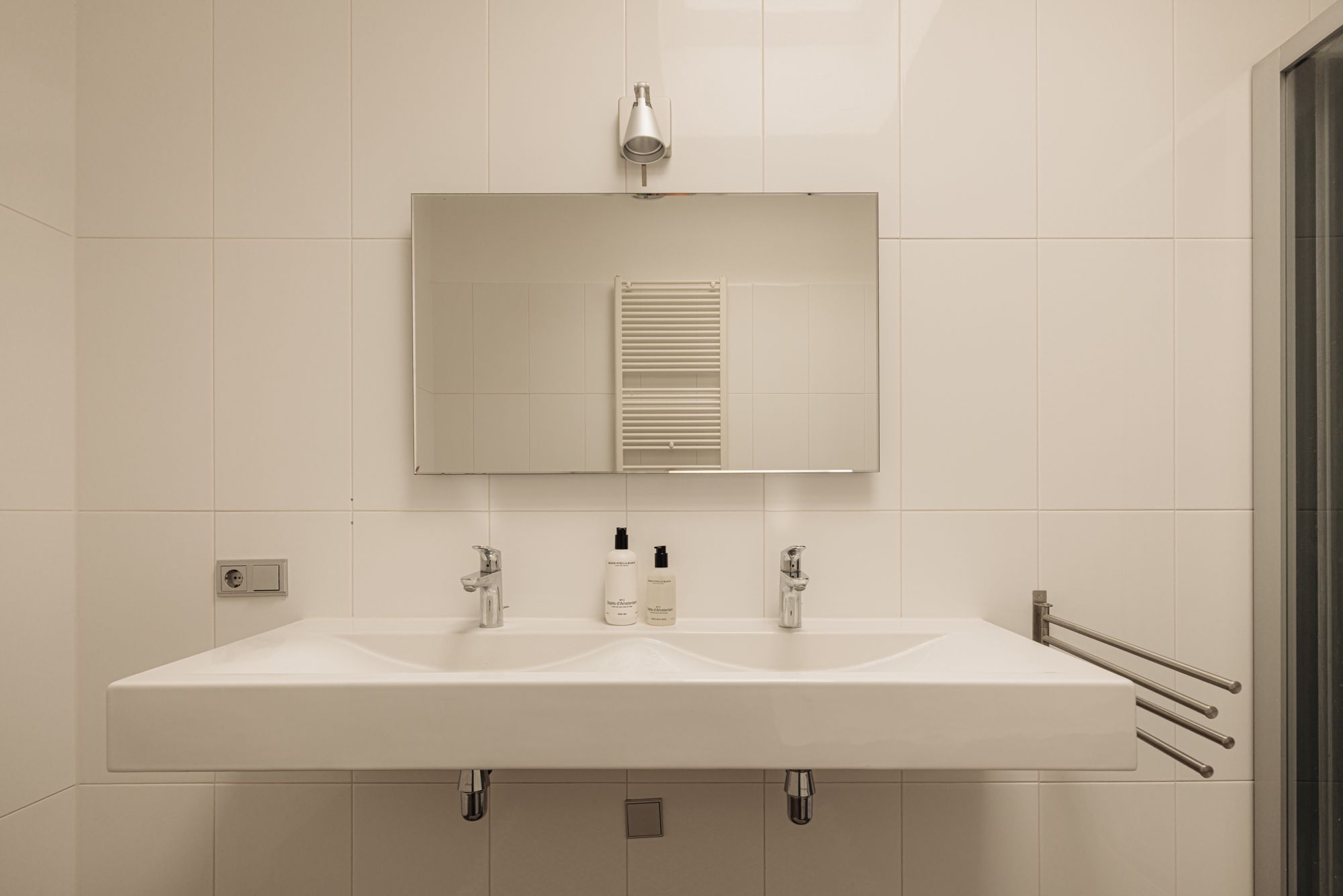 Foto 30 van Van Baerlestraat 59-2