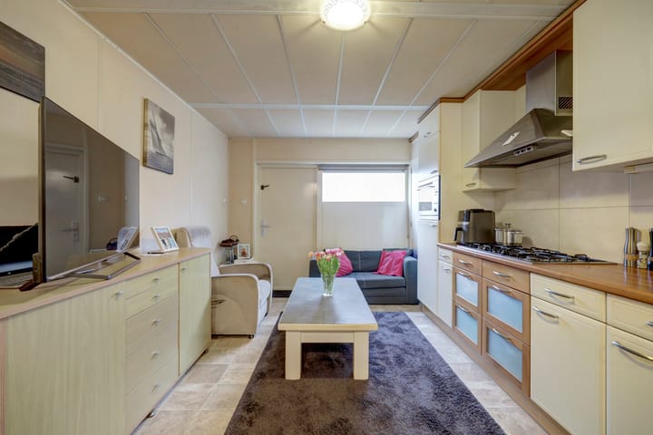 Photo 36 of Kerkstraat 24