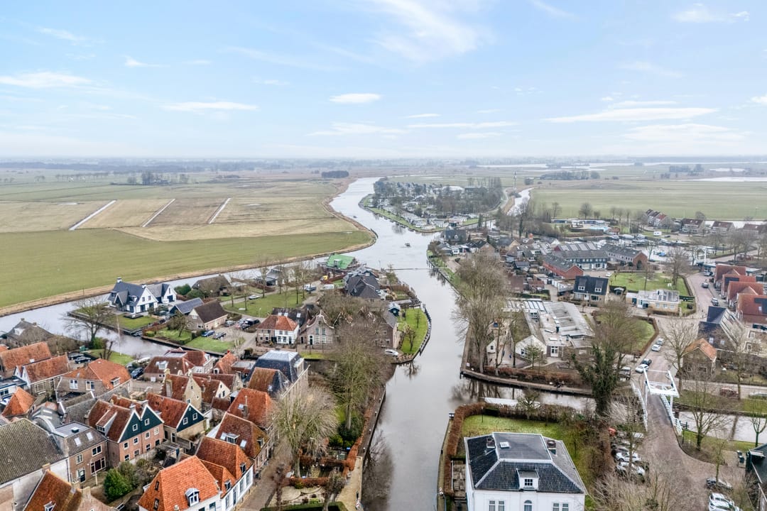 Photo 11 of Zuiderwalstraat 8