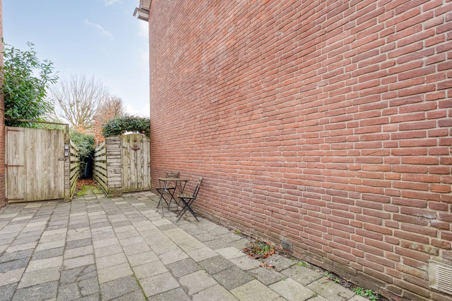 Photo 19 of Zuiderwalstraat 8