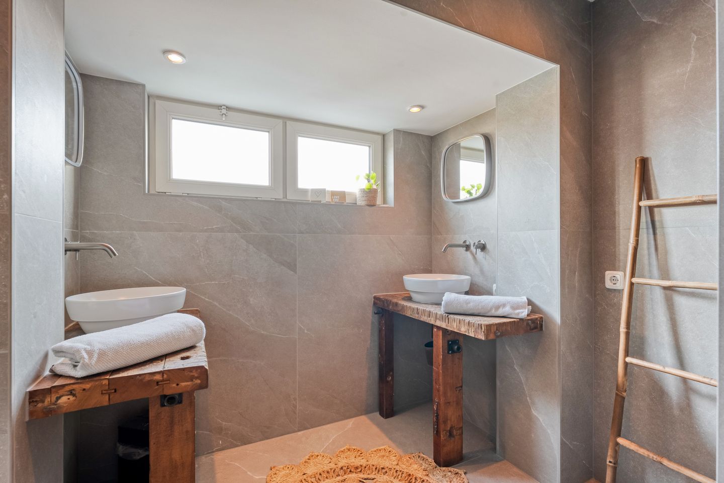 Photo 40 of Zuiderwalstraat 8