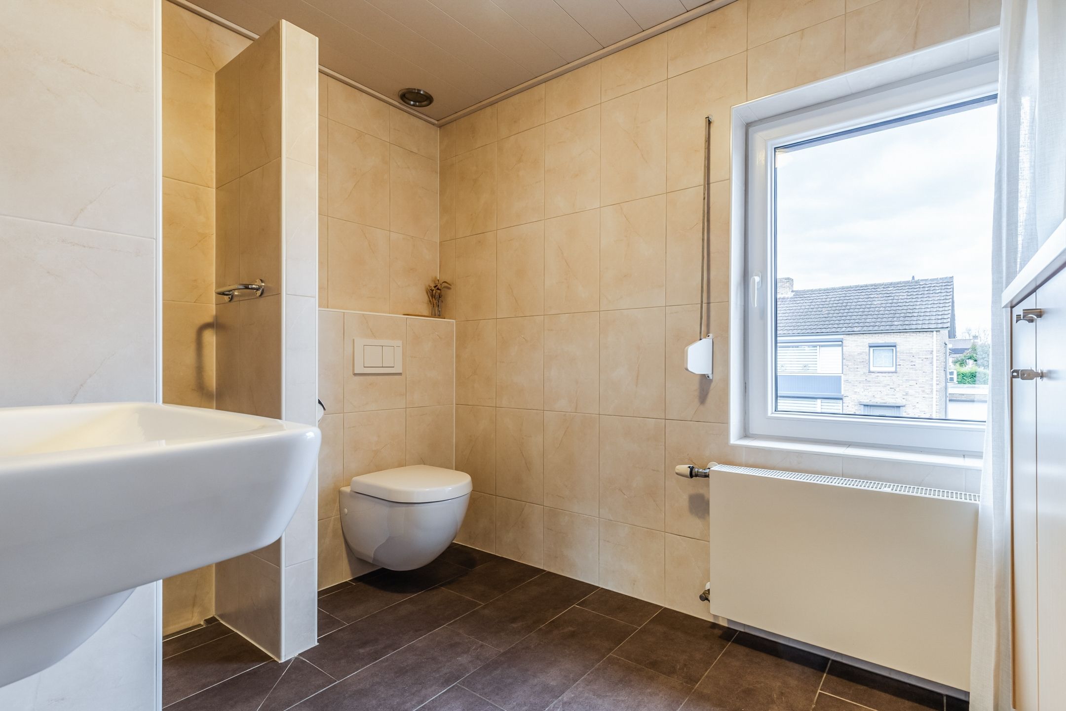 Foto 36 van Kastanjestraat 35