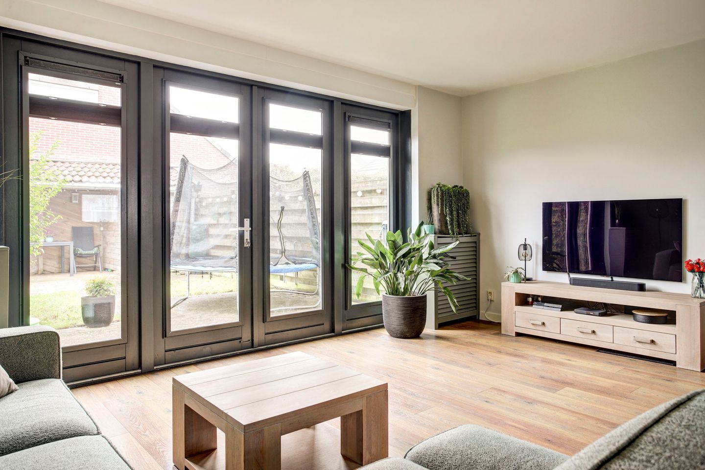 Foto 10 van Oester 40