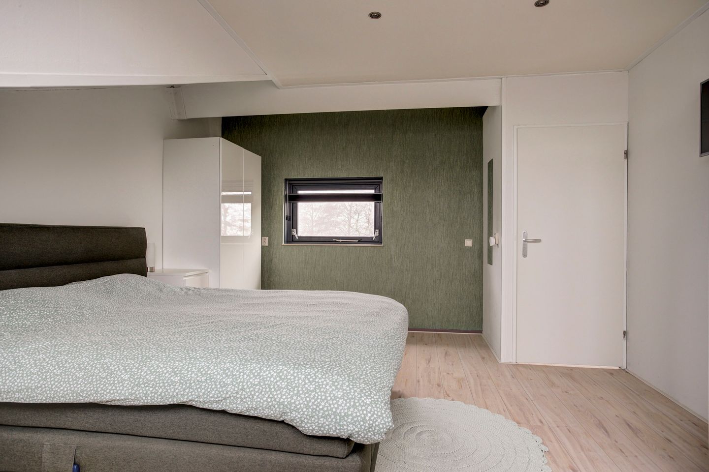 Foto 25 van Oester 40