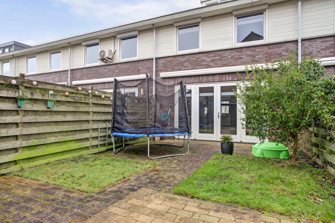 Foto 26 van Oester 40