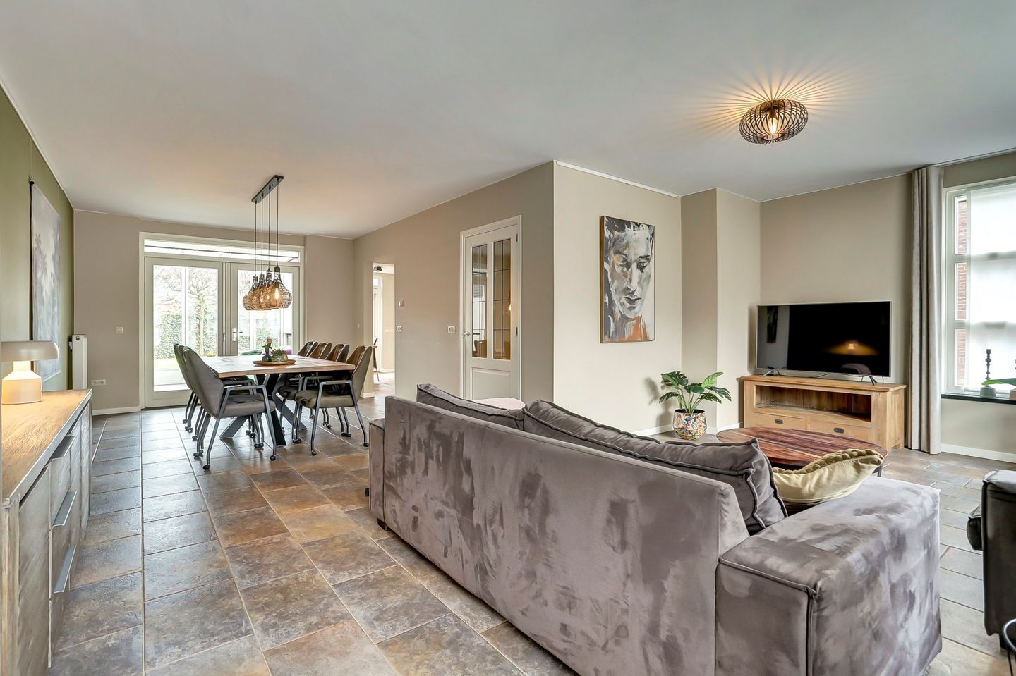 Foto 10 van Van den Elsenstraat 2-C