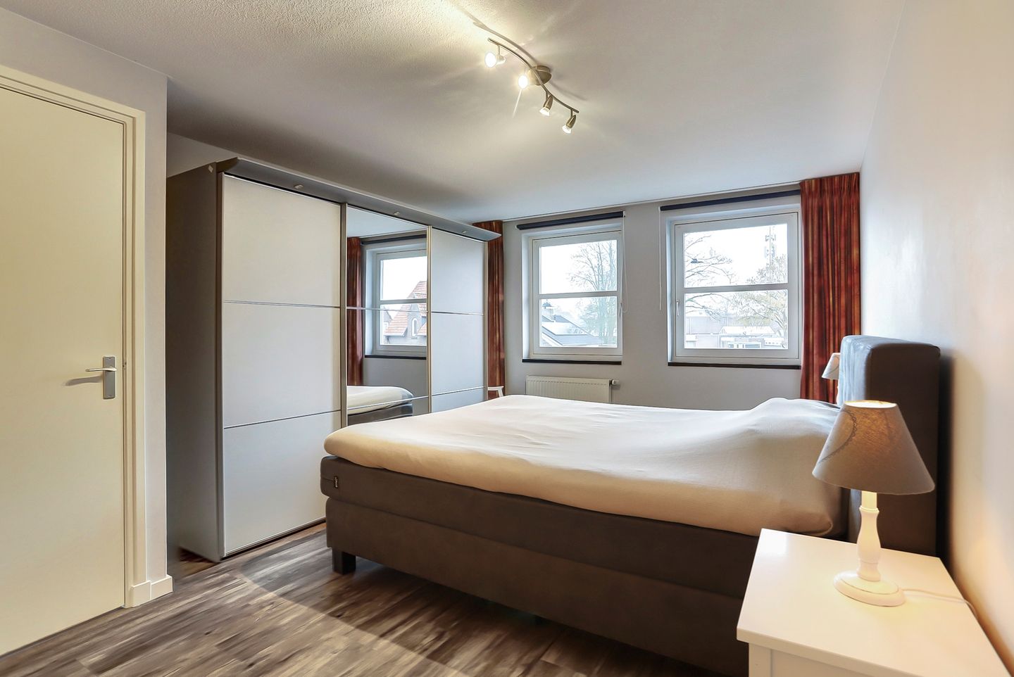 Foto 25 van Van den Elsenstraat 2-C