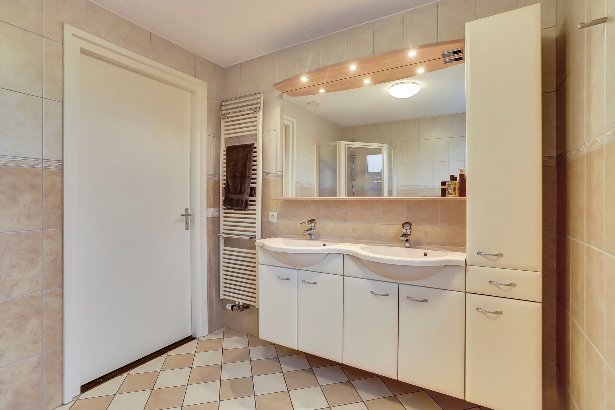 Foto 33 van Van den Elsenstraat 2-C