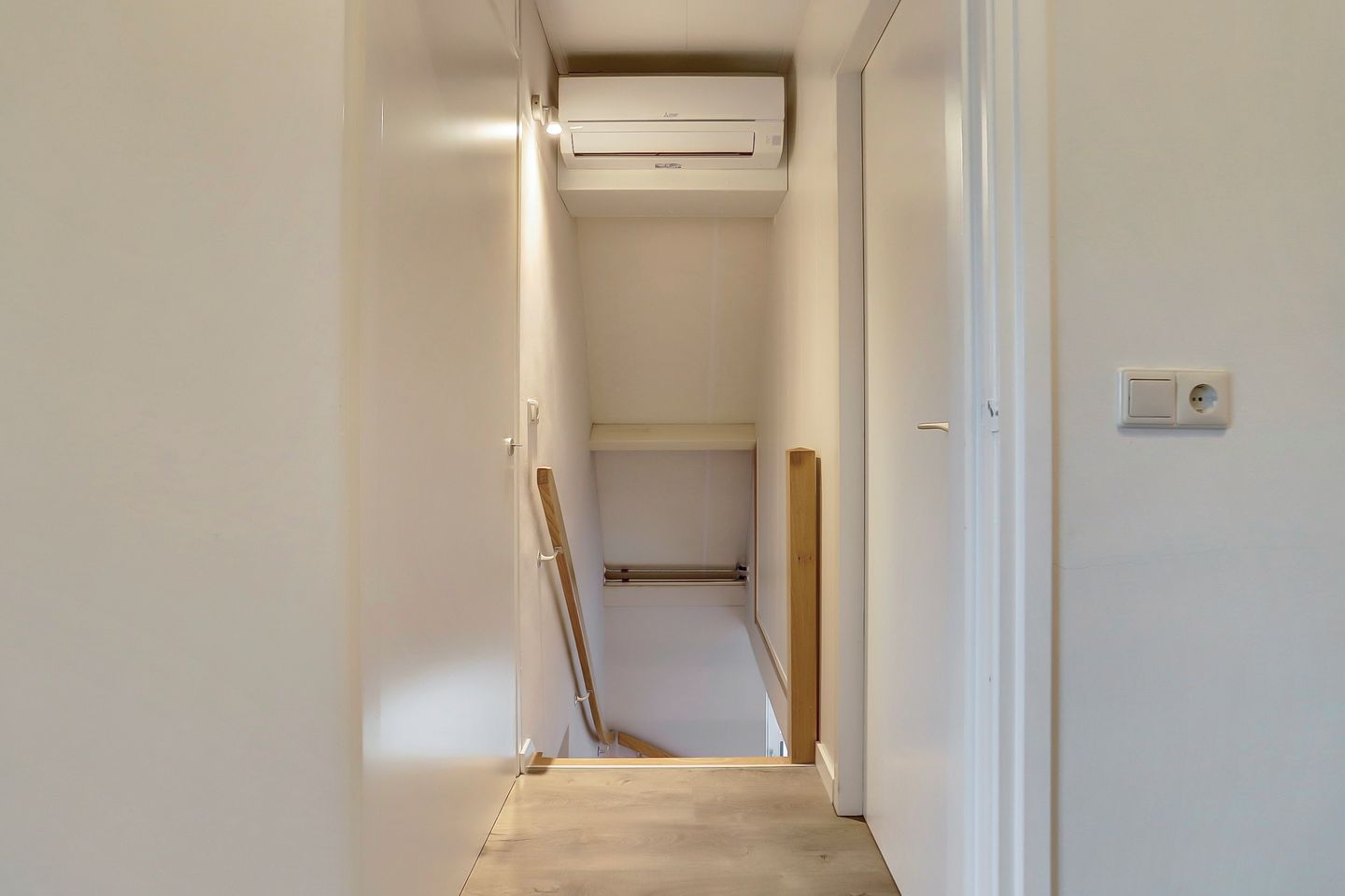 Foto 35 van Van den Elsenstraat 2-C