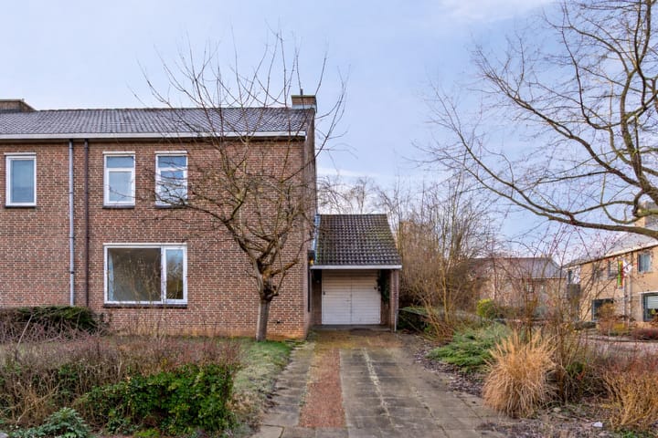 Foto 28 van Kasteelstraat 11