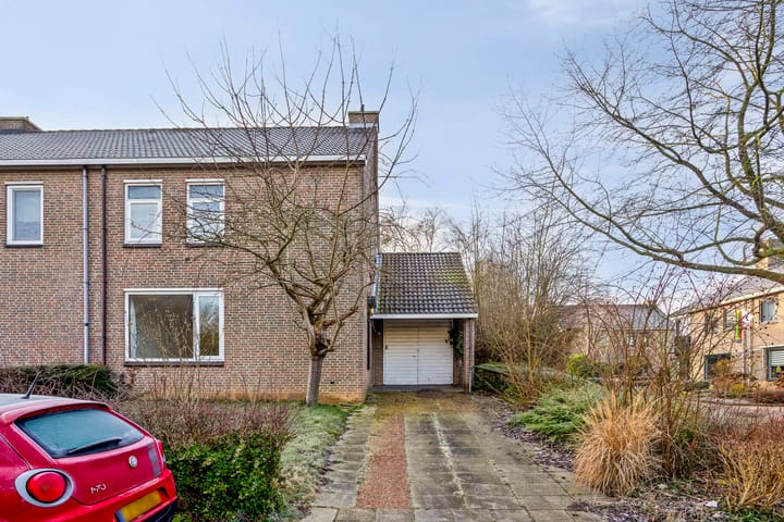 Foto 1 van Kasteelstraat 11