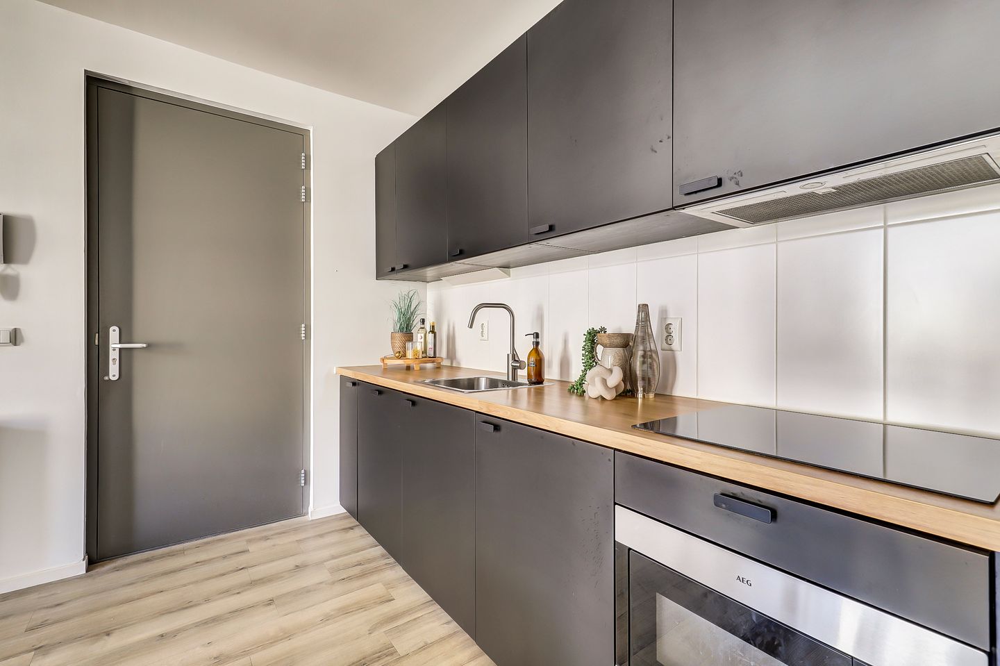 Photo 14 of Gerard Noodtstraat 129-A8