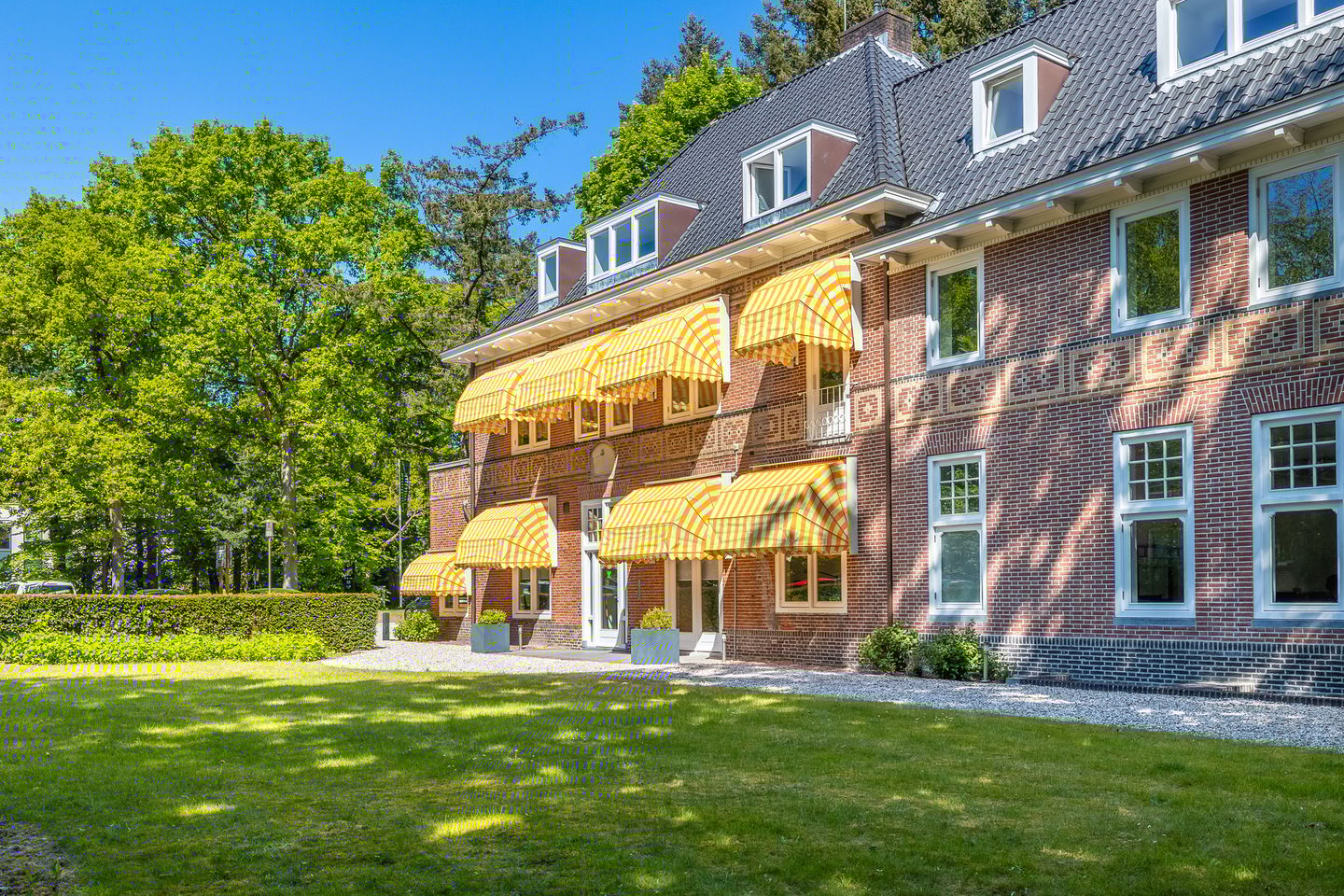 View photo 2 of Utrechtseweg 47