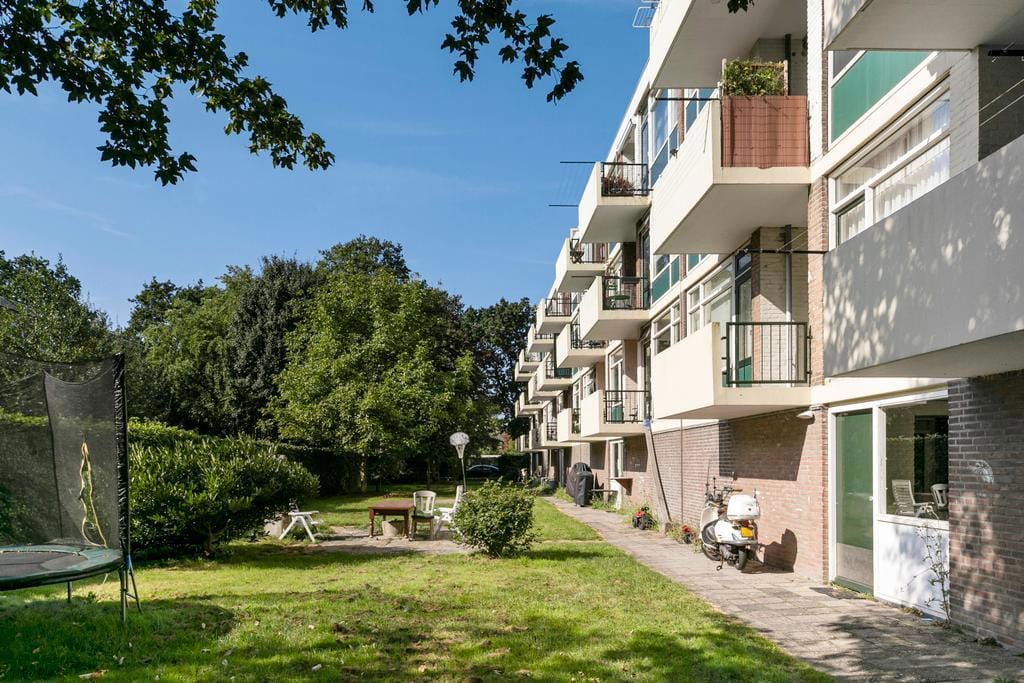 Foto 24 van Dahlialaan 52