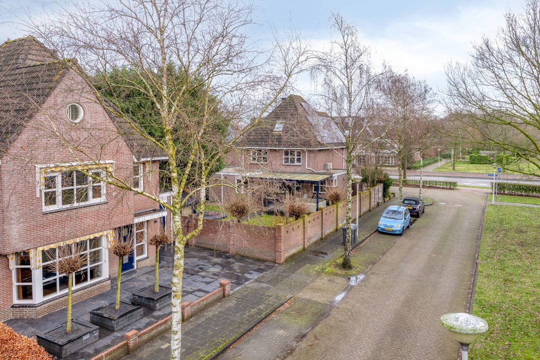 Foto 76 van John Miltonlaan 2