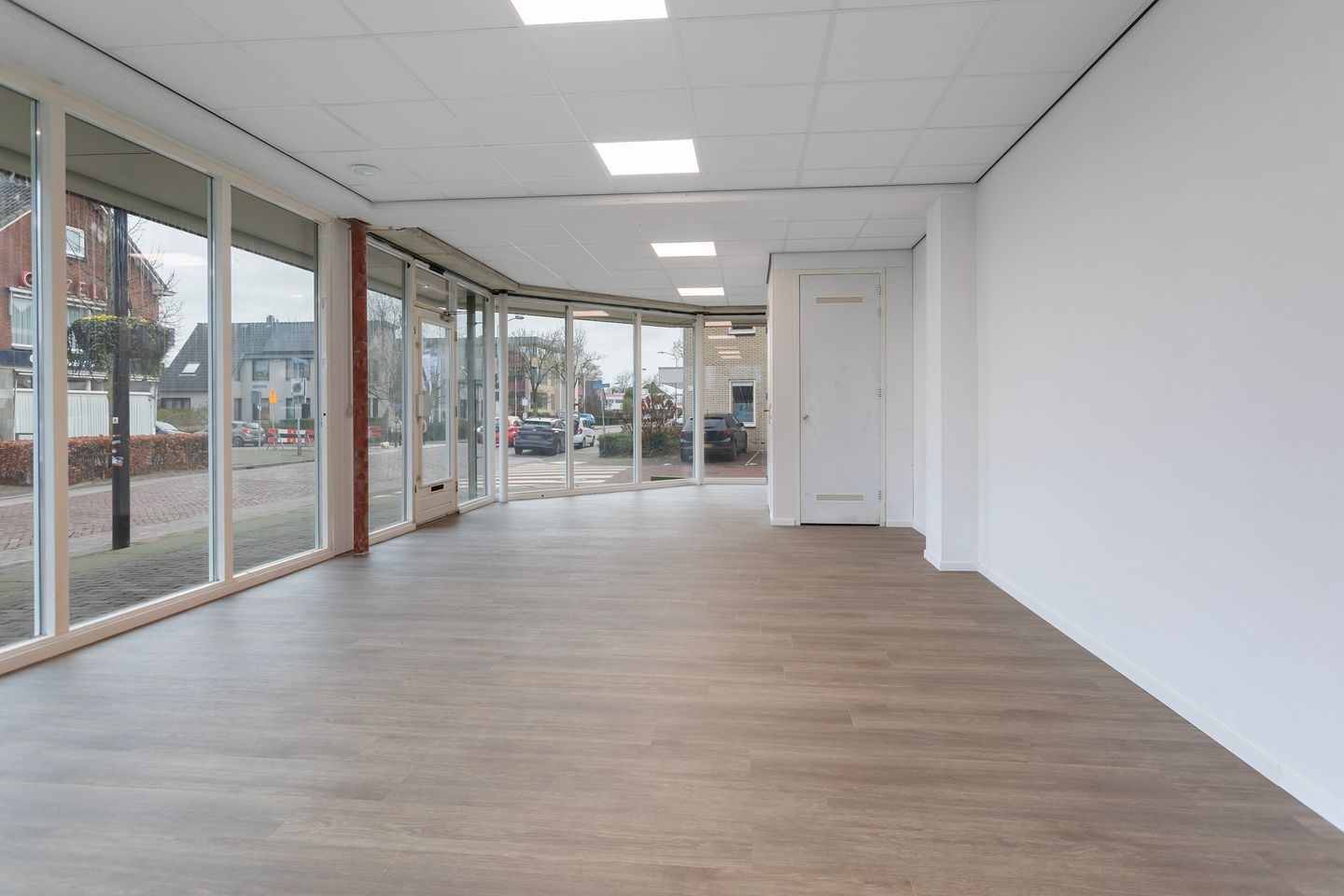 Bekijk foto 4 van Stuijvenburchstraat 95