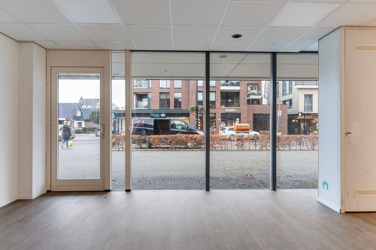 View photo 2 of Stuijvenburchstraat 113